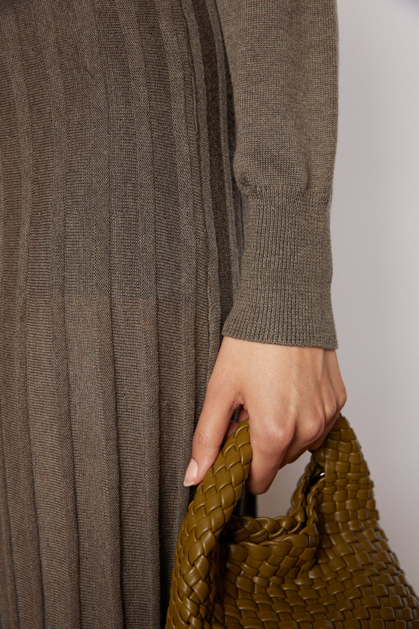 NOBLE KNITTED DRESS KHAKI